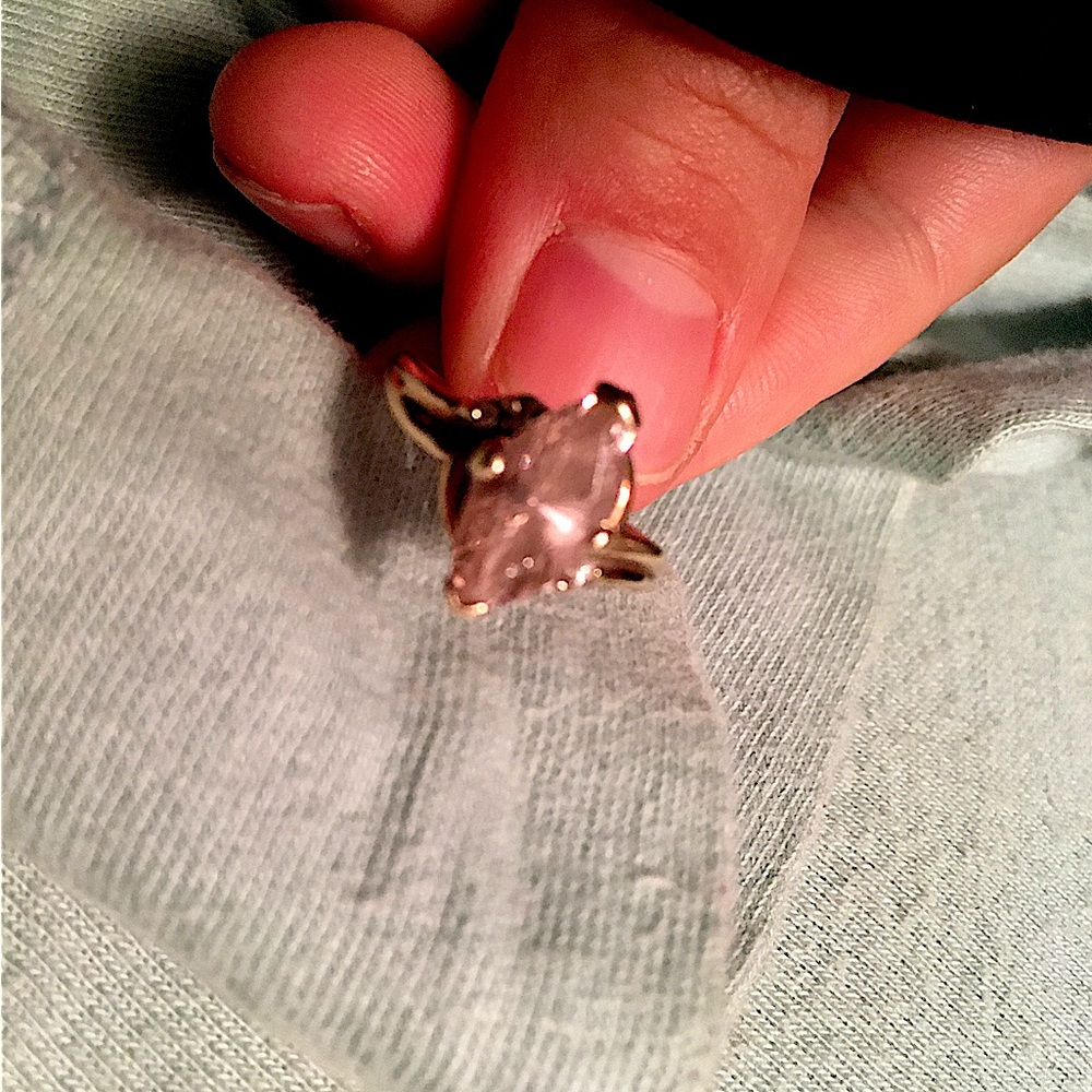 10k Pink Stone Ring 🌸🌸🌸
